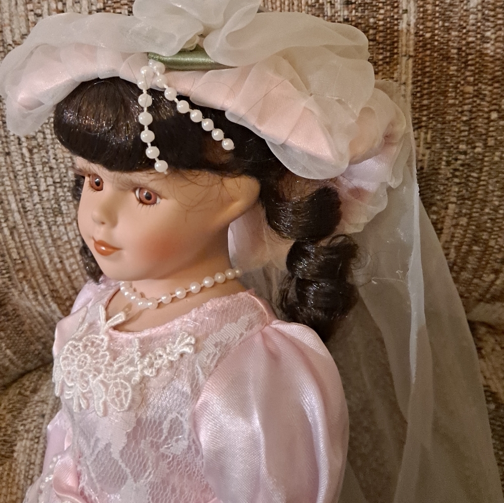 Rose Doll Collection - Picture 2 of 6